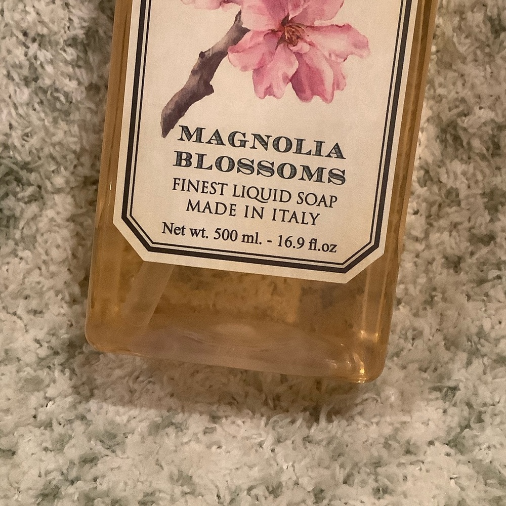Hopificio Firenze The Secret Garden Scented Magnolia Blossoms Hand Soap NWT - Picture 15 of 16